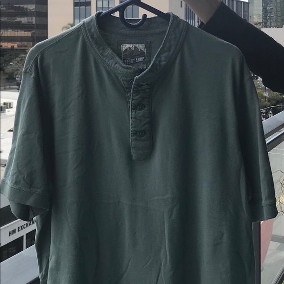 Eddie Bauer Sport Short Sleeve Olive Green Henley - Picture 2 of 4